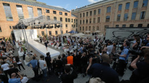 Juergen Schlieter +49 1736141010